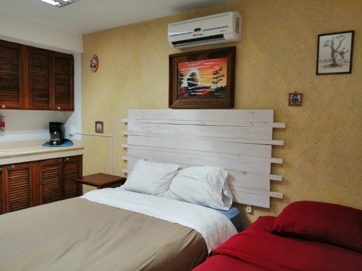 Casa D Miros Familias , Grupos Y Empresas Max 20 P Ξενοδοχείο Γκουανταλαχάρα Εξωτερικό φωτογραφία