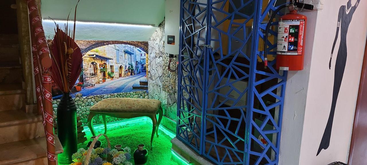 Casa D Miros Familias , Grupos Y Empresas Max 20 P Ξενοδοχείο Γκουανταλαχάρα Εξωτερικό φωτογραφία